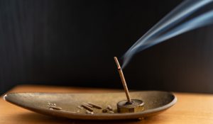 Why Japanese Incense Sticks Have Captivated the World (and How to Choose Yours) image